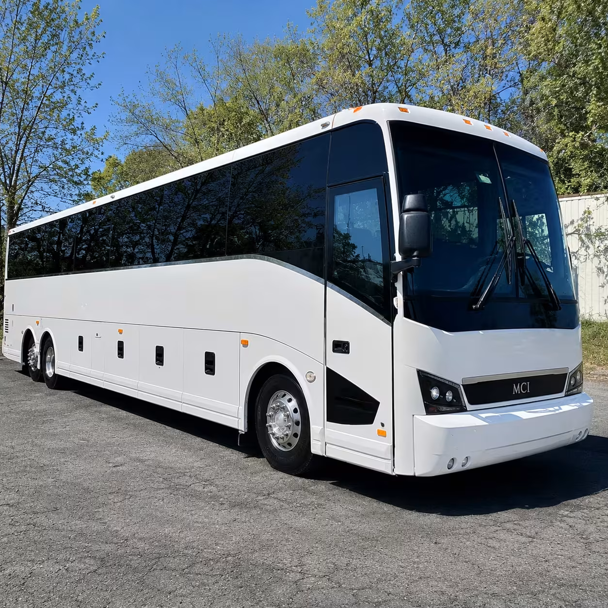 rialto charter bus rentals to fairplex and the hollywood bowl