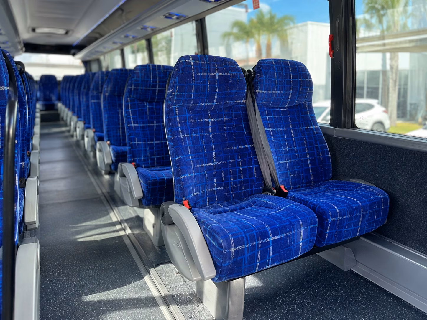 rialto charter bus rentals to lax for large groups