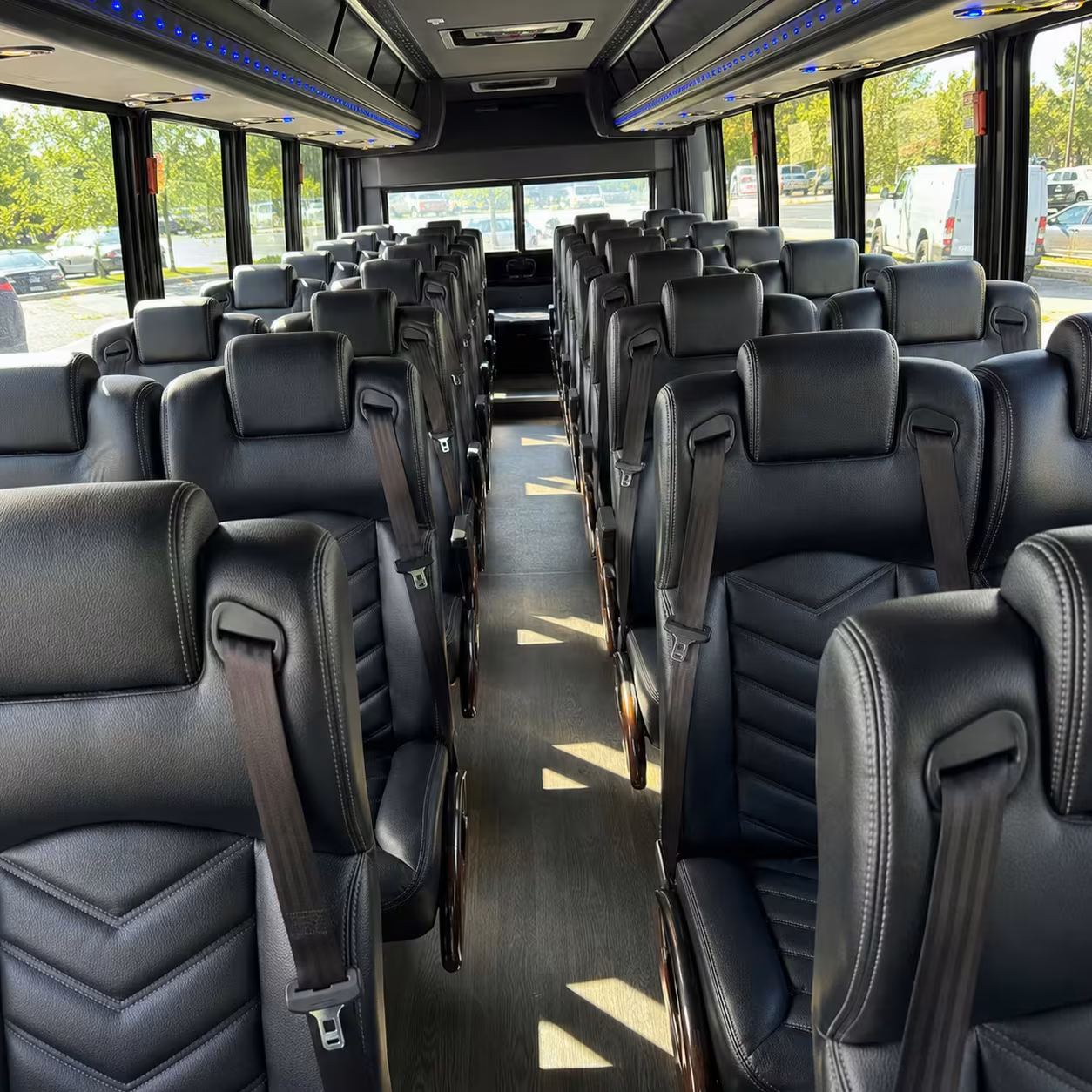 rialto minibus rentals to san bernardino international airport